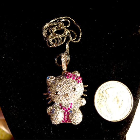 NWT Hello Kitty Bling Necklace! - Picture 4 of 12